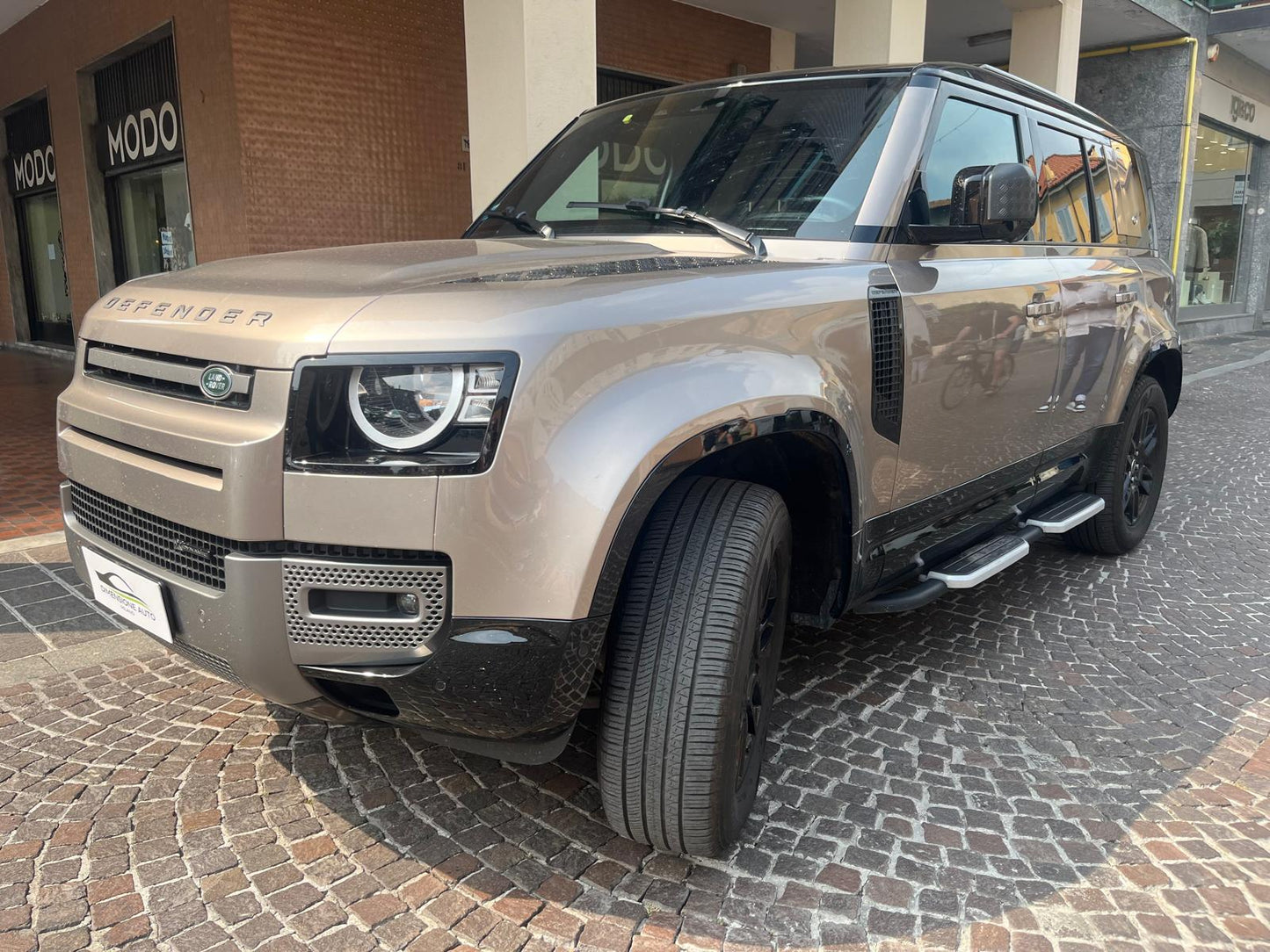 Land Rover Defender 110 3.0d i6 mhev X-Dynamic HSE awd auto