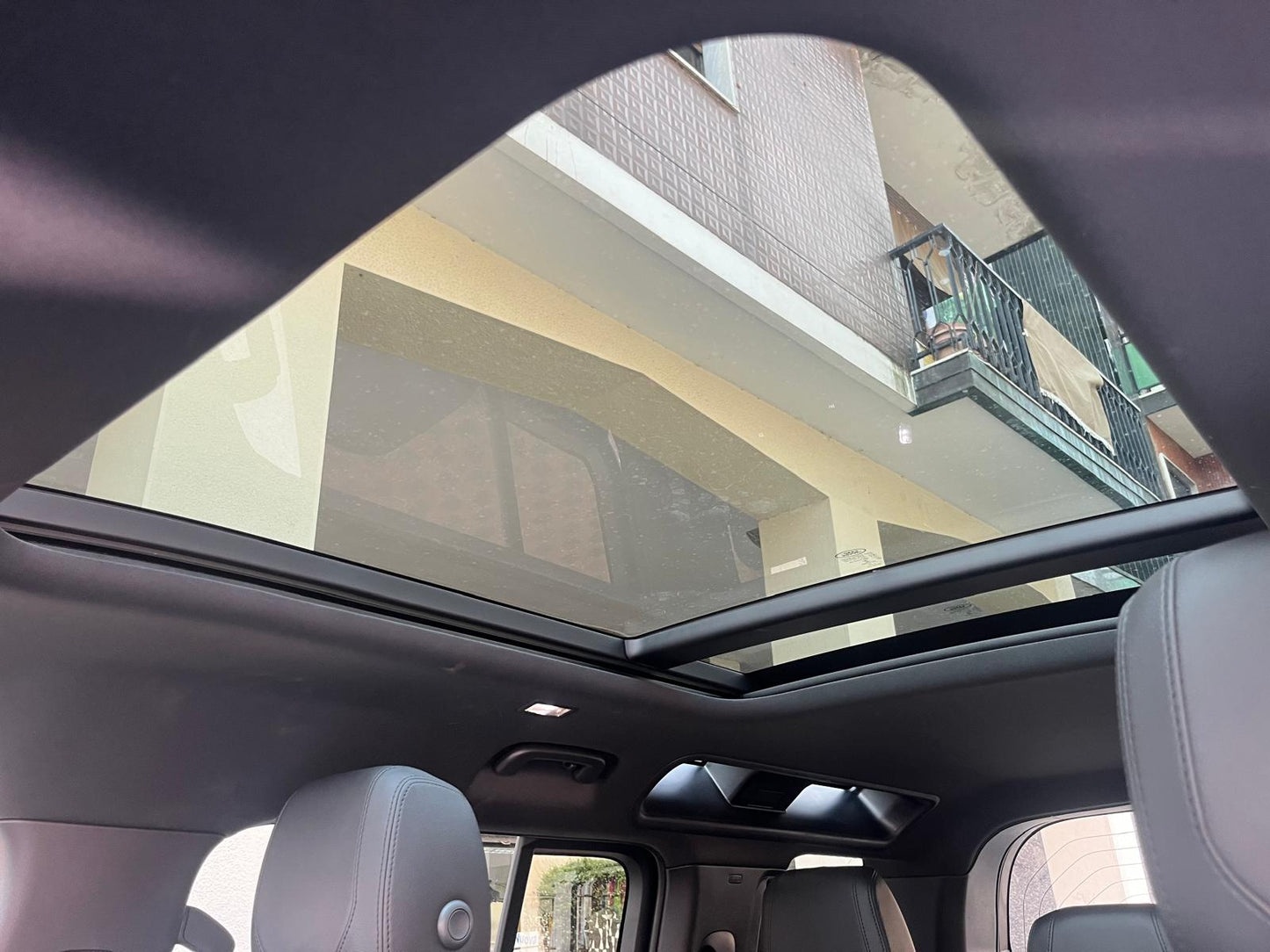 Land Rover Defender 110 3.0d i6 mhev X-Dynamic HSE awd auto