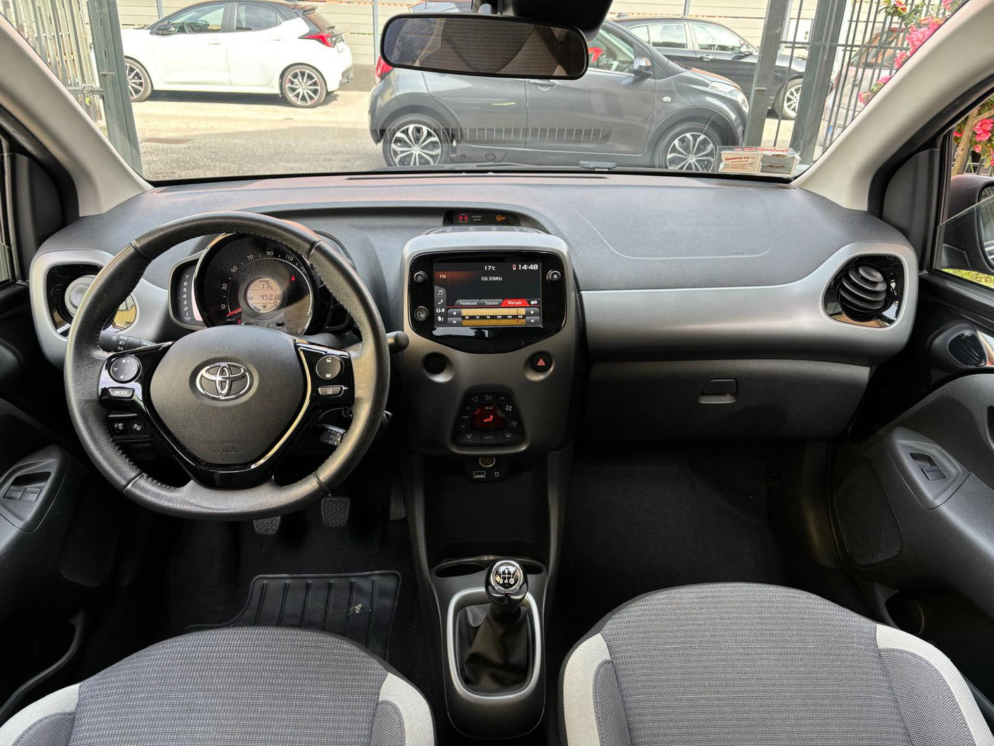 Toyota Aygo GRANDINATA 5p 1.0 x-clusiv 72cv