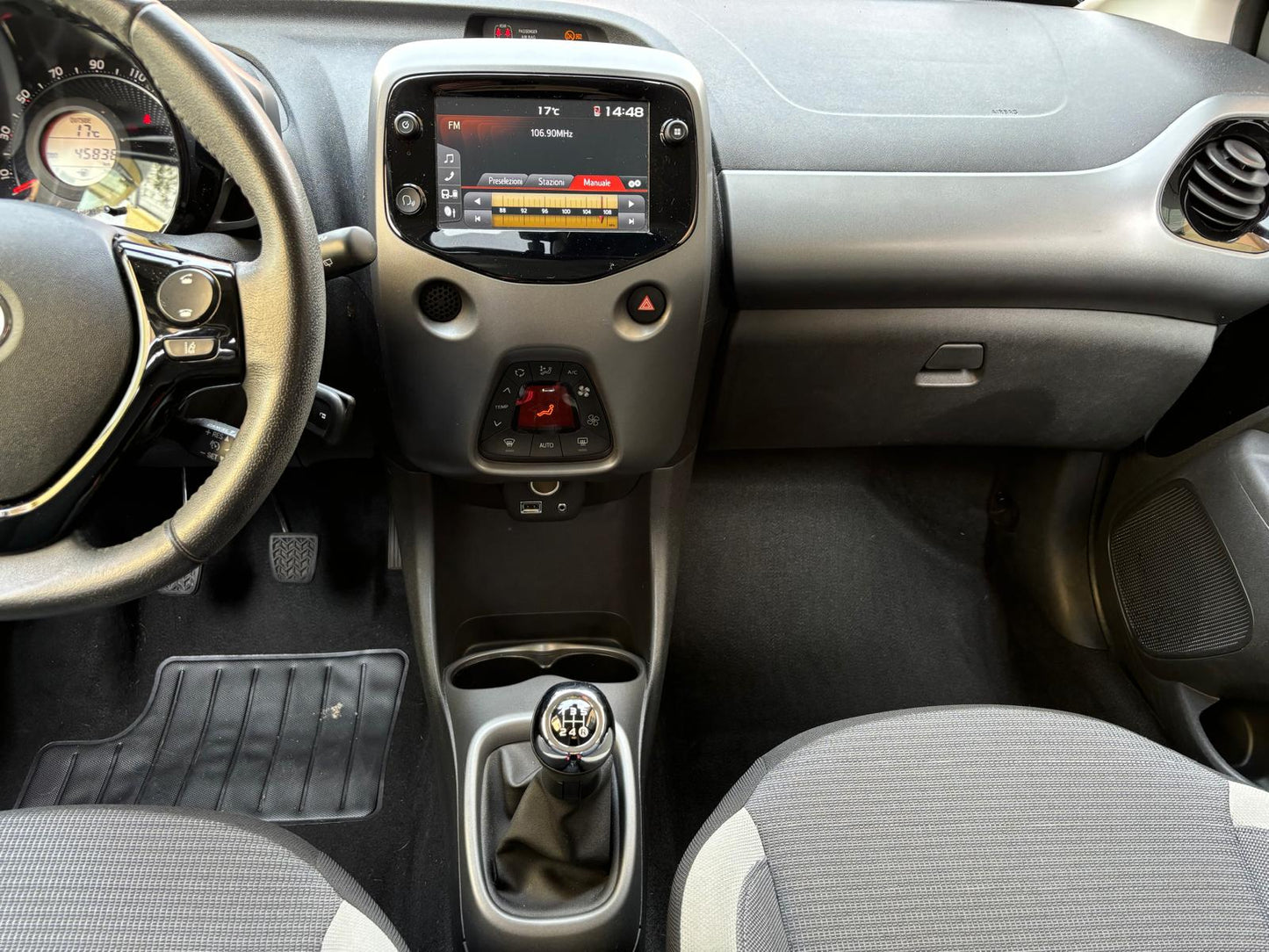 Toyota Aygo GRANDINATA 5p 1.0 x-clusiv 72cv