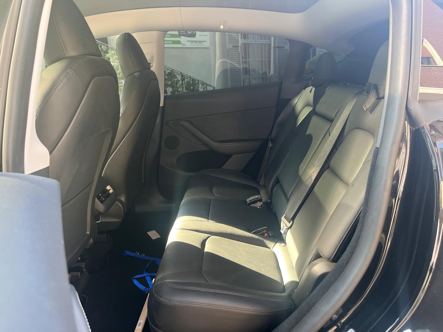 Tesla Model Y Long Range Dual Motor awd