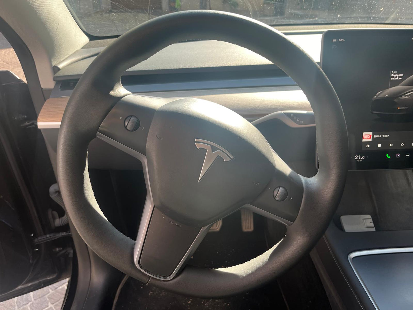 Tesla Model Y Long Range Dual Motor awd