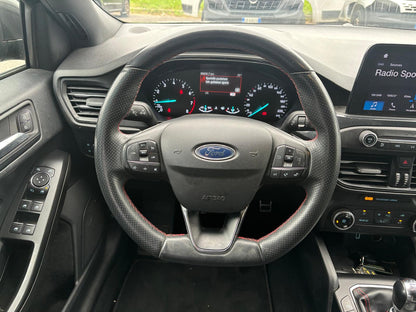 Ford Focus SW St-line