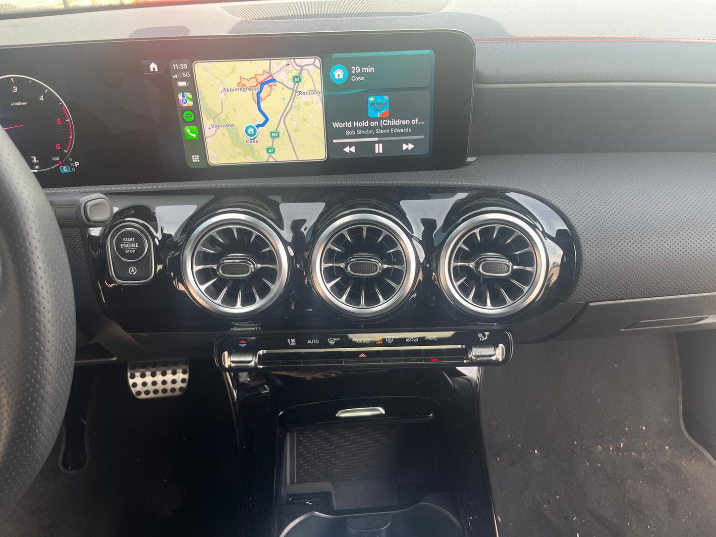 Mercedes-benz CLA 200 d Automatic AMG Line Premium Plus