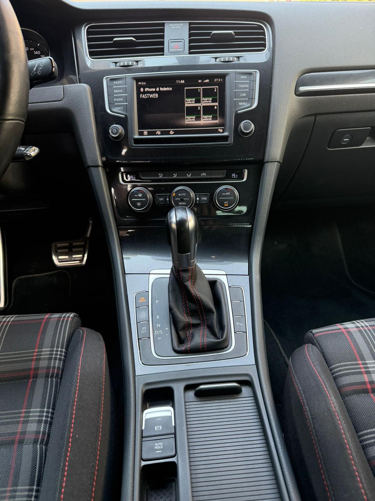 Volkswagen Golf GTI Performance