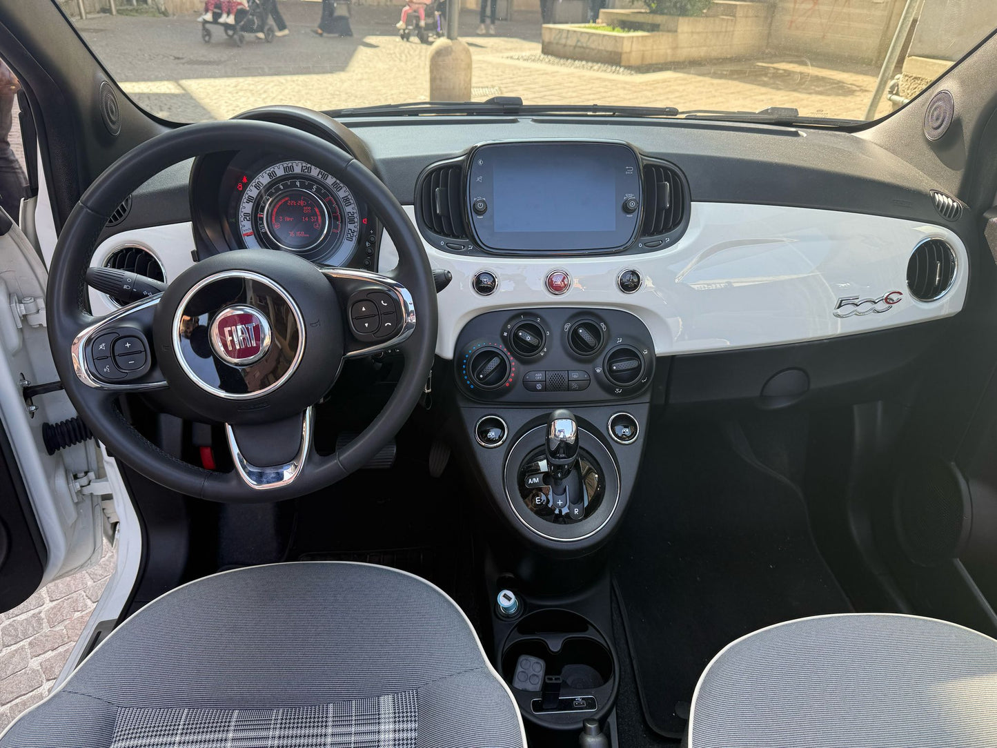 Fiat 500C 1.2 Lounge 69cv dualogic my20 (Copy)