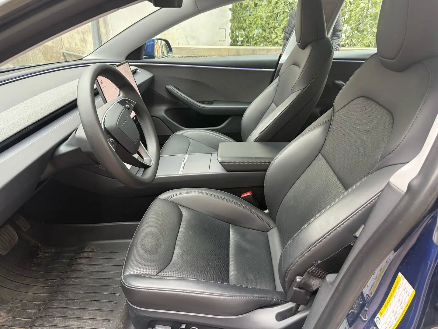 Tesla Model 3 Model 3 Standard rwd Plus